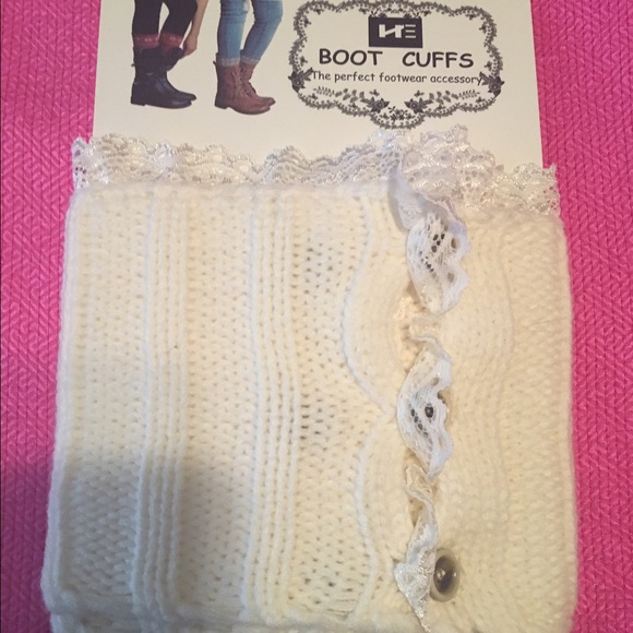 **(1) NEW pair of boot cuffs