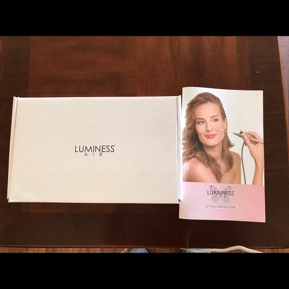 Luminous Makeup Starter Set Brand New