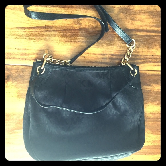 Michael Kors Convertible Crossbody (make an Offer)