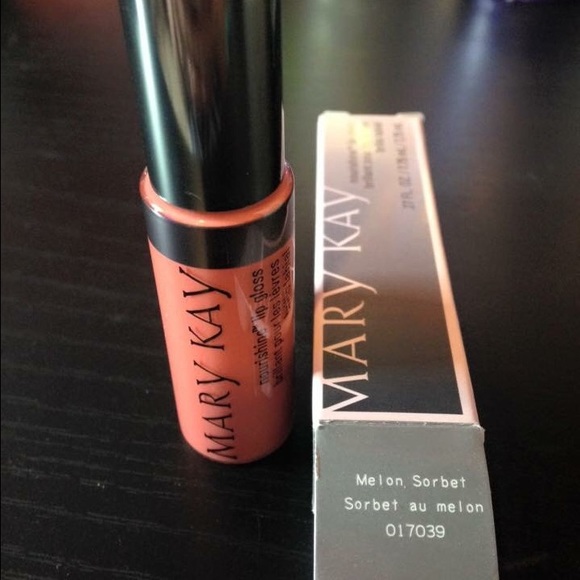 MK nourishine lip gloss