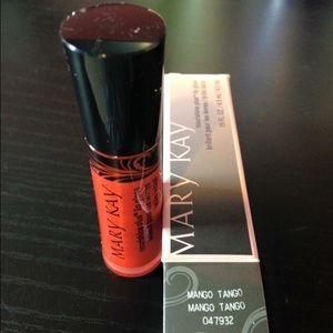 MK nourishine lip gloss