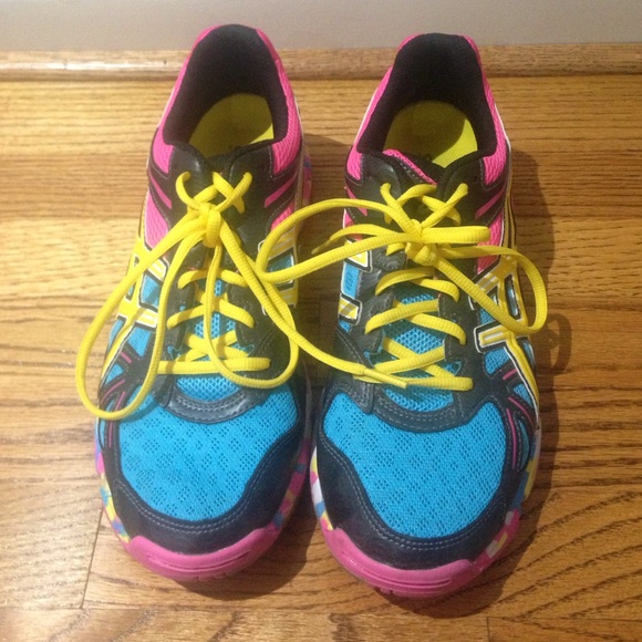 ASICS: LIKE NEW! Running/Training Shoes