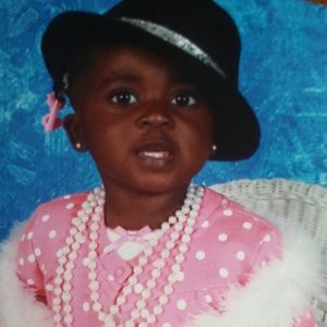 Meet your Posher, Alicia