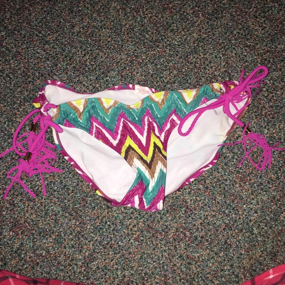 Bikini Bottoms (M)