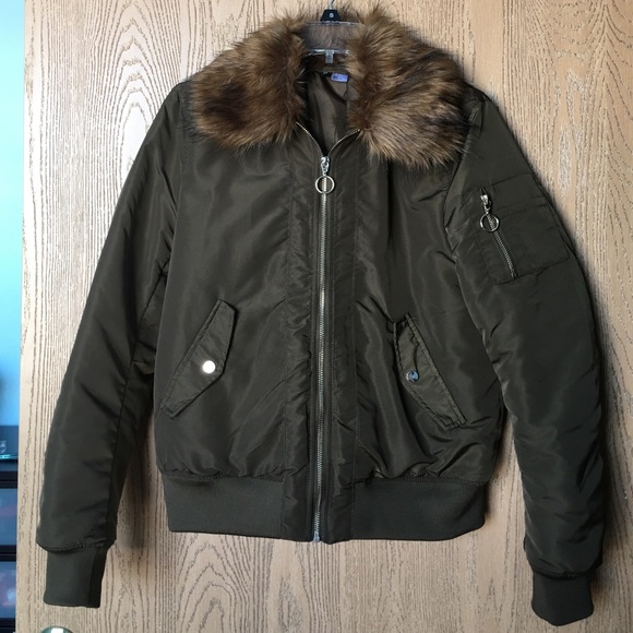 H&M Olive Bomber Jacket - Picture 1 of 4
