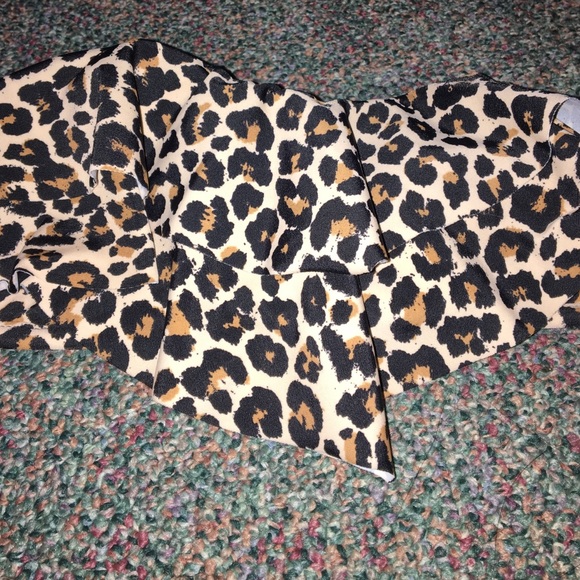 XS Cheetah Bandeau Bikini Top