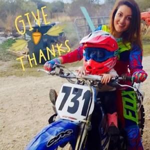 Meet your Posher, Elise