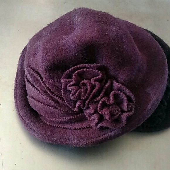 Hat bundle - Picture 2 of 4