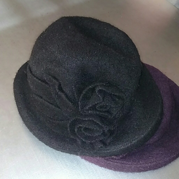 Hat bundle - Picture 3 of 4