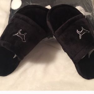 PINK Victoria's Secret slippers