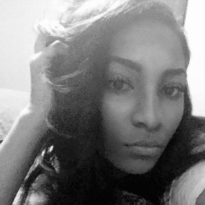 Meet your Posher, Alexia