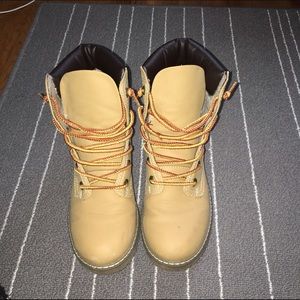 Faux timberlands size 8