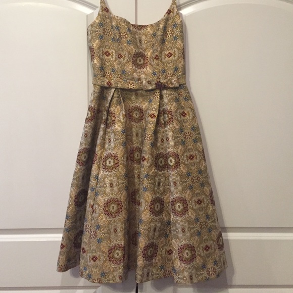 Maggy London hold cocktail dress