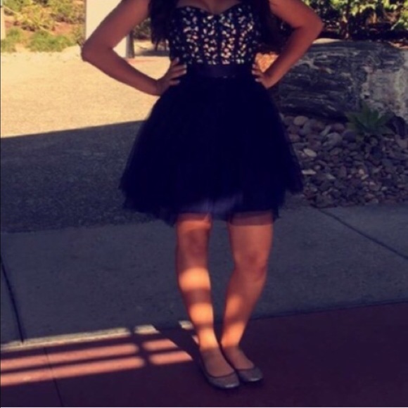 No Rhinestones missing great condition.❤️