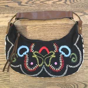 Old Navy folkloric embroidered fabric bag