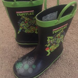 TMNT rain/snow boots