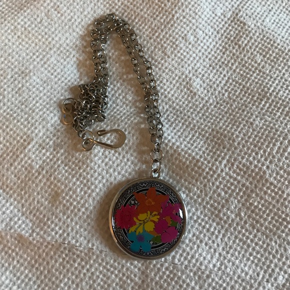 Silver Tone Reversible Necklace