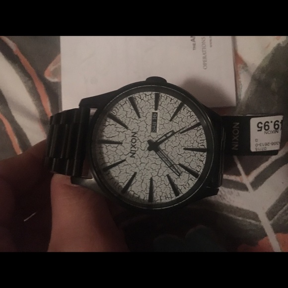 Nixon watch