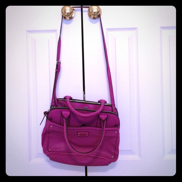 Nine West crossbody/satchel convertible bag