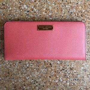 Henri bendel wallet