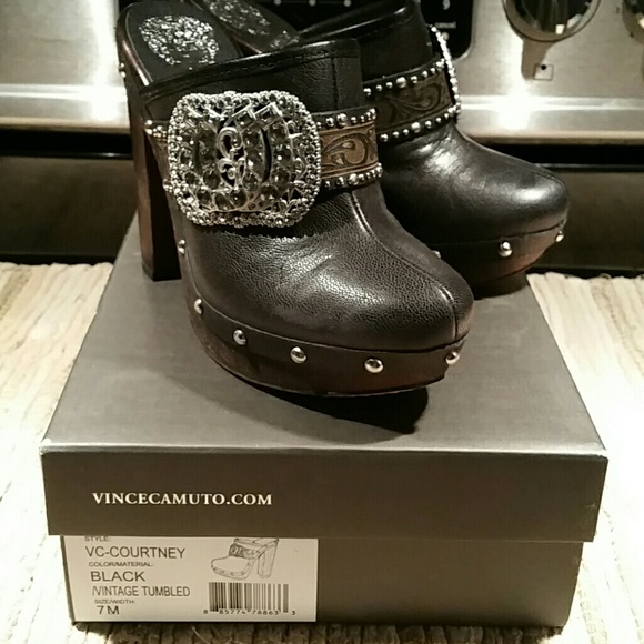 Vince Camuto Clog Shoe