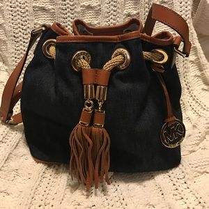 Michael Kors messenger bag/crossbody