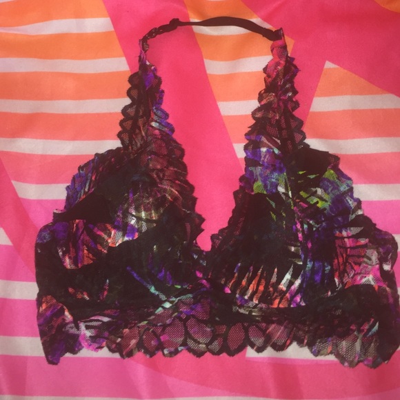 Vs pink bralette xs  NWOT