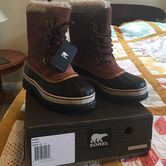 Sorel Caribou boots size 8