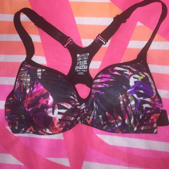 Vs pink ultimate bra xs NWOT AA-b