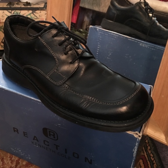 It\'s all in the details! Great retro Kenneth Coles