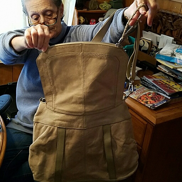 Purse - Picture 2 of 4