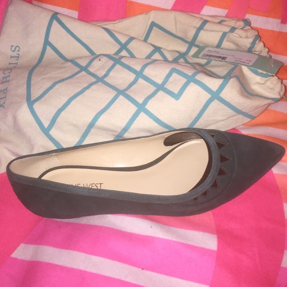Emerald green pointy suede flats 7.5