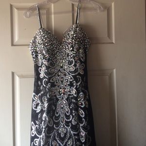size 6 Macdougal prom dress