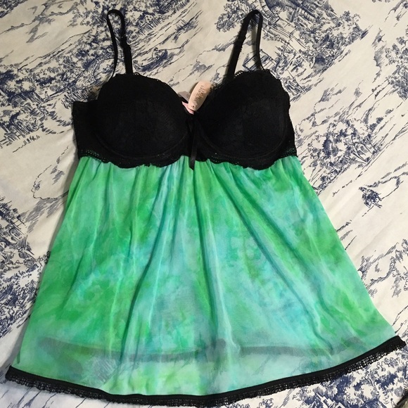 Victorias Secret Underwire Nighty Size 34C