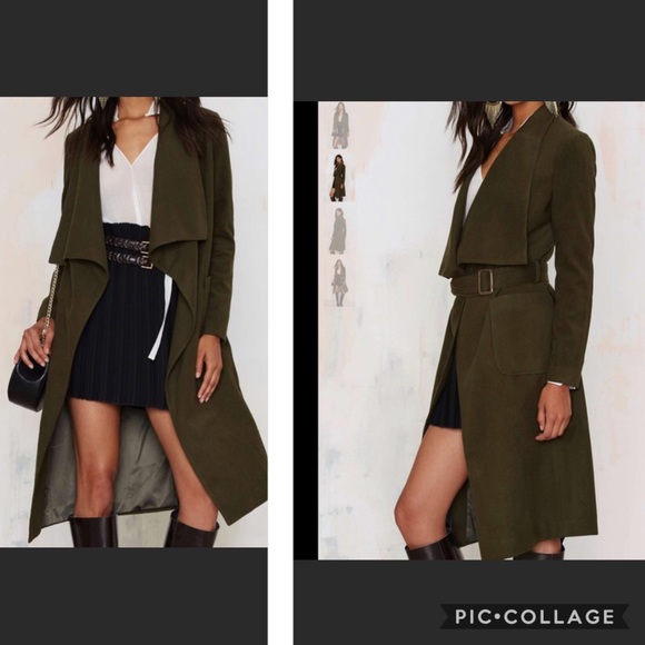 ☑️NWT oversized collar coat