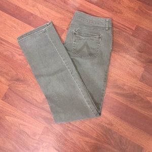Straight Leg Olive Jeans - Size 9/10