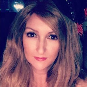 Meet your Posher, Gillian