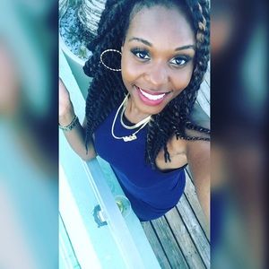 Meet your Posher, Juliette