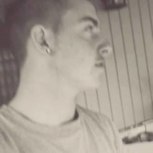 Meet your Posher, Dustin