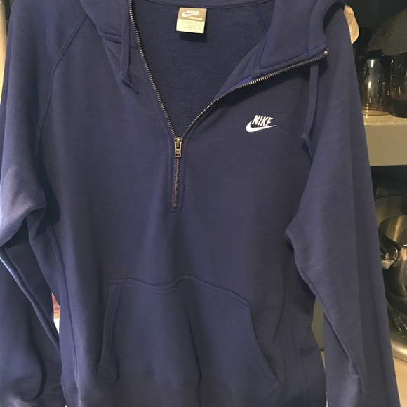 NEW Womens Nike XL quarter zipup NWOT