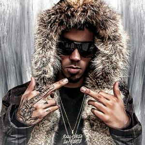 Meet your Posher, Carlos