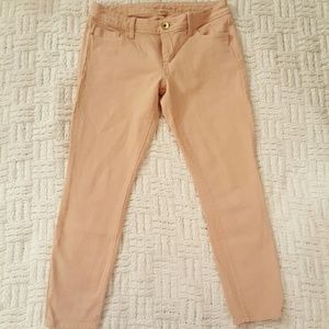 • Banana Republic Jeans •