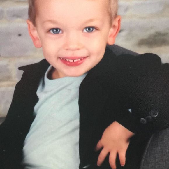 Meet your Posher, Jennifer - Picture 1 of 1