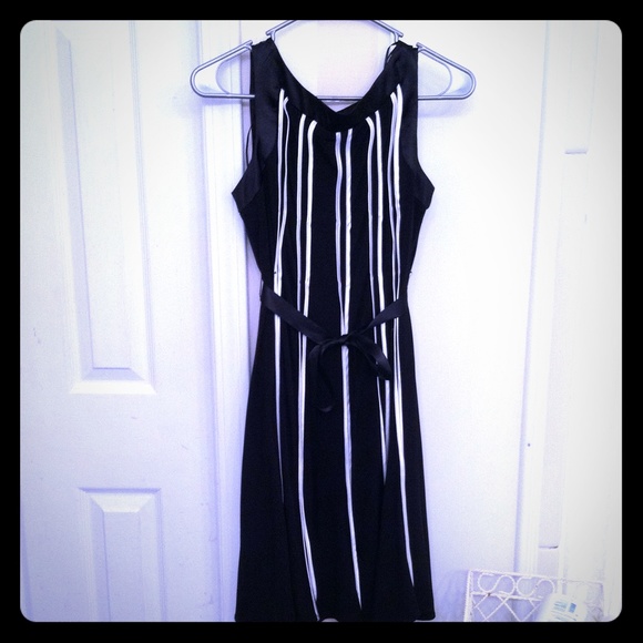❤️Black & Silver Dancing/Swing Sleeveless Dress❤️