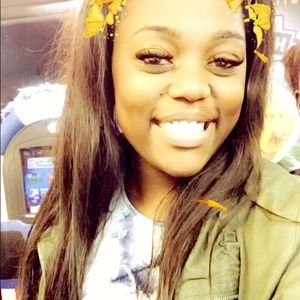 Meet your Posher, Jasmine