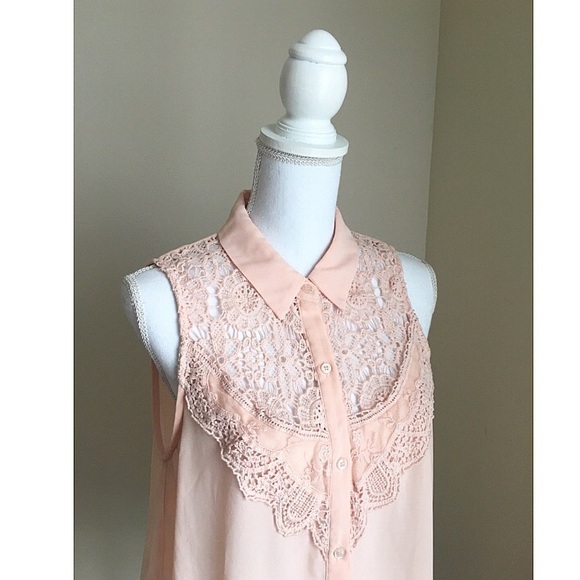 Nordstrom Tops - Chloe K Lace Top