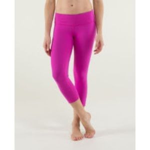 Lululemon Wunder Under Reversible Crop -- Size 8