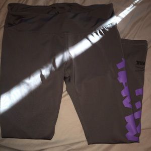 Flag Nor Fail gym leggings.