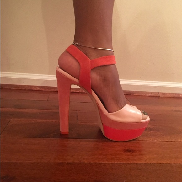 ZARA Woman Pink Platform Sandals