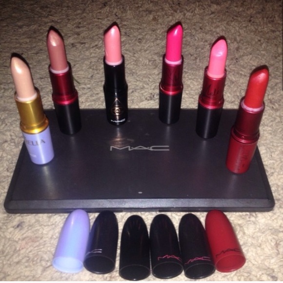 MAC LIMITED EDITION BUNDLE